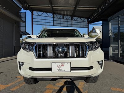 TOYOTA LAND CRUISER PRADO - 9