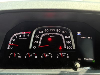 2024 Toyota LAND CRUISER 70 — миниатюра 16