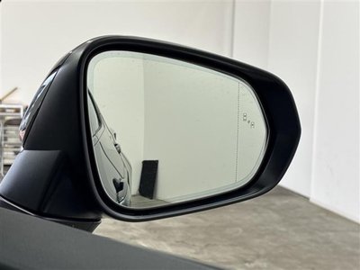 صورة مصغرة 11 لـ 2023 Lexus NX