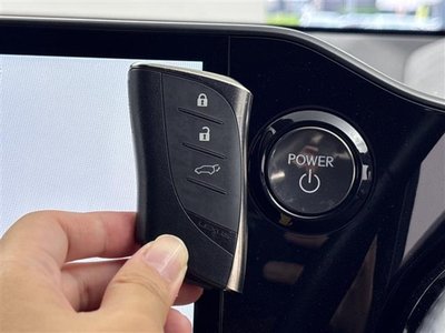 صورة مصغرة 16 لـ 2023 Lexus NX