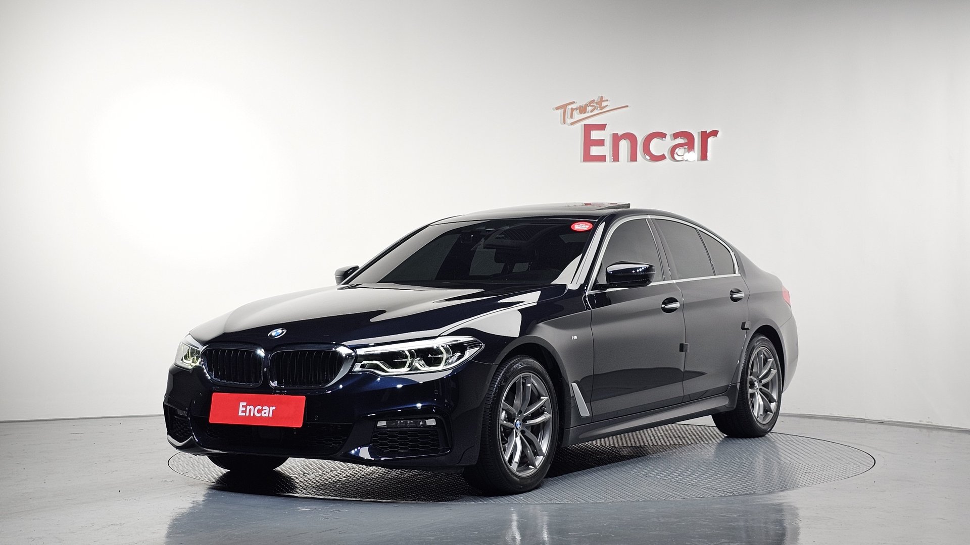 BMW 5 SERIES - View 1