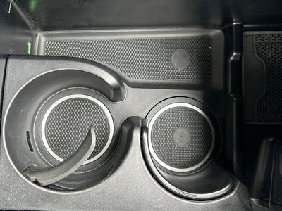 2025 Mercedes-BENZ GLC thumbnail 37