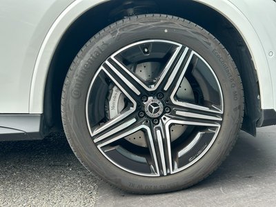 2025 Mercedes-BENZ GLC photo 6