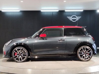 2025 MINI COOPER photo 9