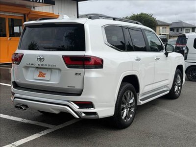 صورة مصغرة 24 لـ 2025 Toyota LAND CRUISER 300