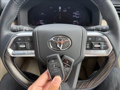 صورة مصغرة 28 لـ 2025 Toyota LAND CRUISER 300