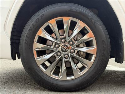 صورة مصغرة 42 لـ 2025 Toyota LAND CRUISER 300