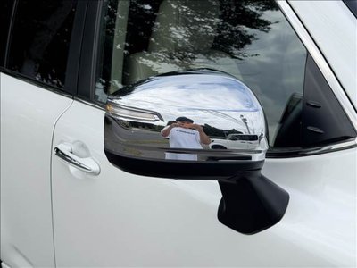صورة مصغرة 32 لـ 2025 Toyota LAND CRUISER 300