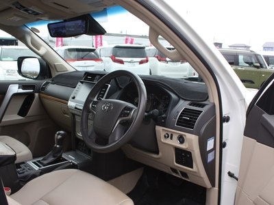TOYOTA LAND CRUISER PRADO - 2