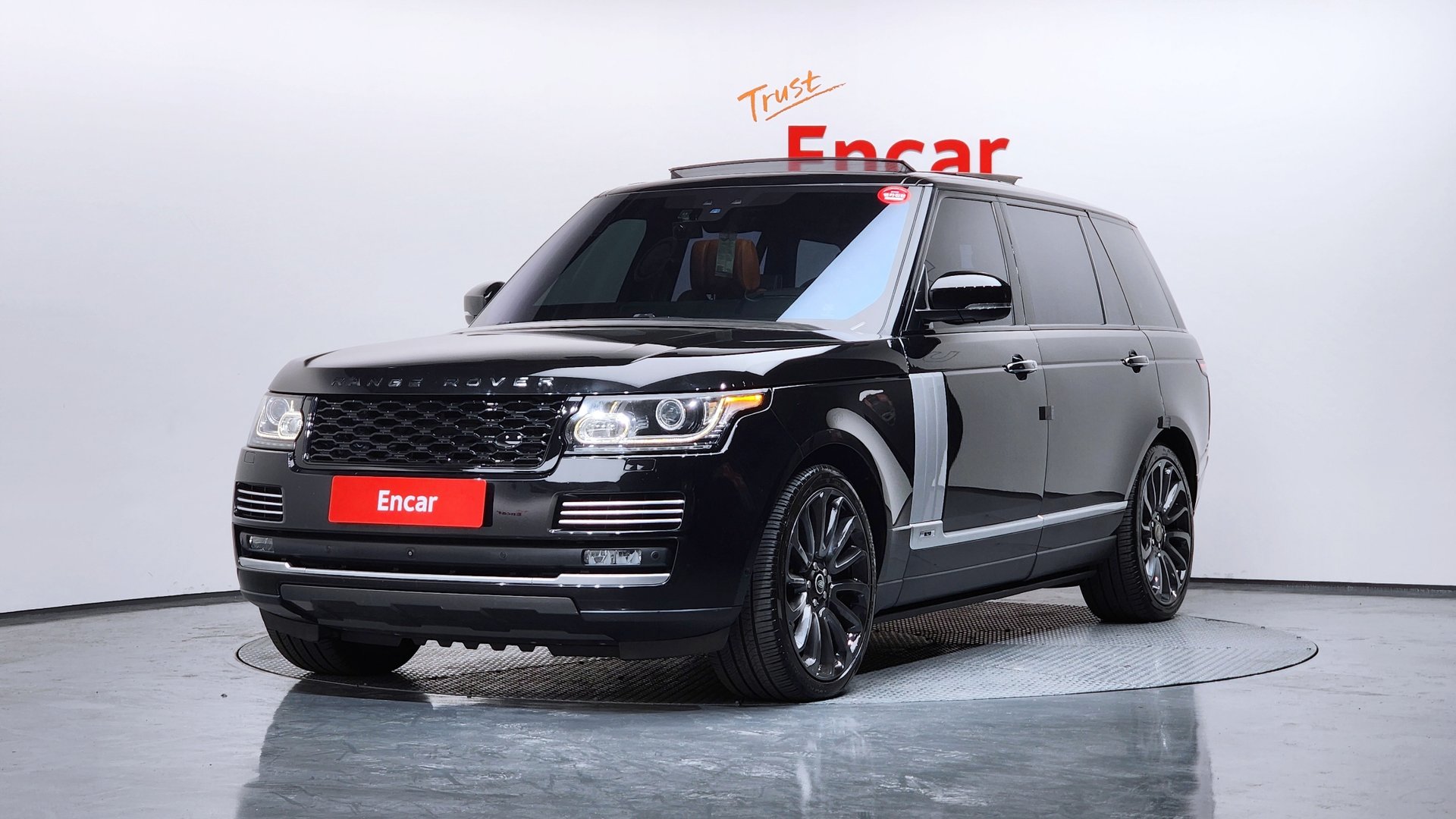 LAND ROVER RANGE ROVER - View 1