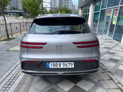 2026 Genesis GV70 photo 3