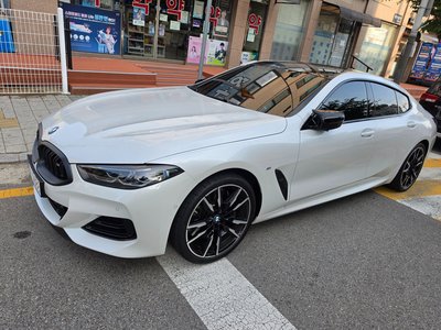 BMW 8 SERIES - 4