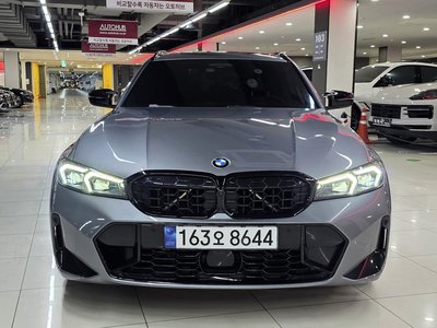 2025 BMW 3 SERIES photo 2