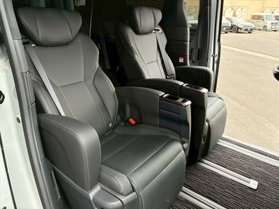 2025 TOYOTA ALPHARD — миниатюра 20