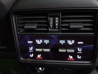 2025 Porsche CAYENNE — миниатюра 37