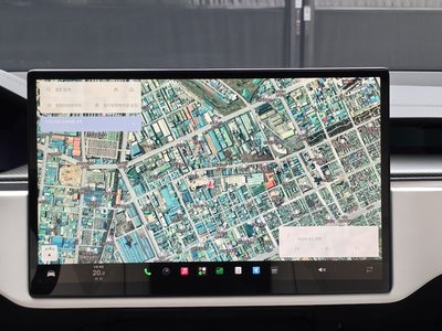 2023 Tesla MODEL X — миниатюра 14
