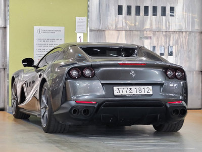 صورة 3 لـ 2022 Ferrari 812 GTS