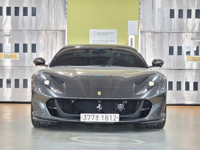 صورة 2 لـ 2022 Ferrari 812 GTS