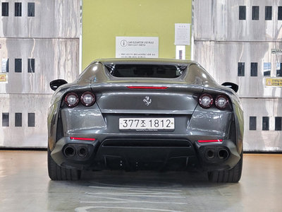 صورة 6 لـ 2022 Ferrari 812 GTS