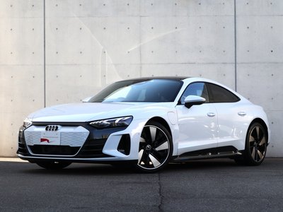 AUDI E-TRON GT QUATTRO