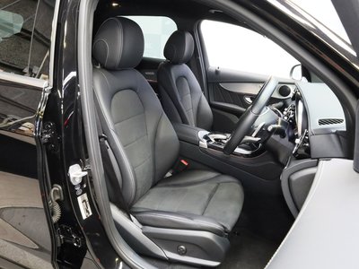 MERCEDES-BENZ GLC - 7