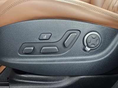 2021 Genesis GV70 — миниатюра 31