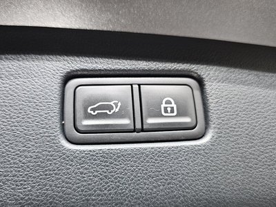 2021 Genesis GV70 — миниатюра 24