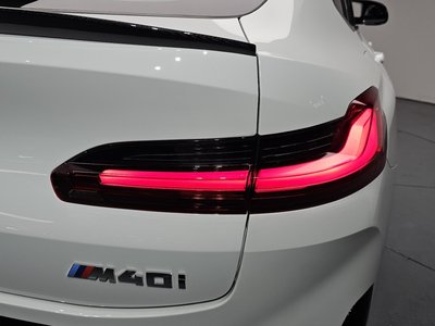 BMW X4 - 10