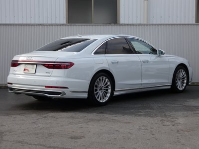 AUDI A8 - 9