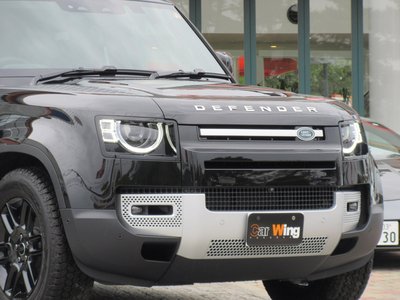LAND ROVER DEFENDER - 6