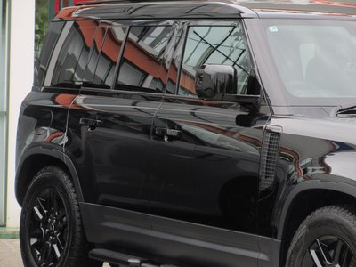2025 LAND Rover DEFENDER — миниатюра 13