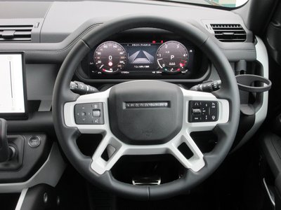 2025 LAND Rover DEFENDER — миниатюра 35