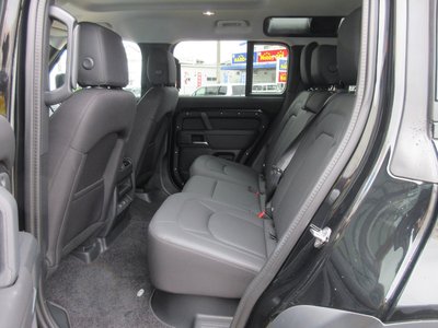 2025 LAND Rover DEFENDER — миниатюра 27