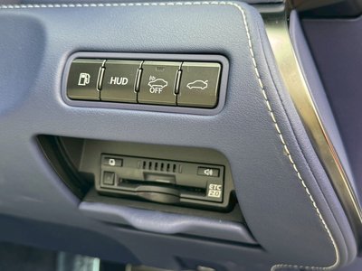 صورة مصغرة 16 لـ 2017 Lexus LC