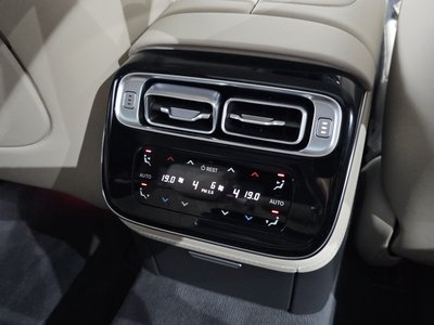 صورة مصغرة 36 لـ 2024 Mercedes-BENZ S-CLASS