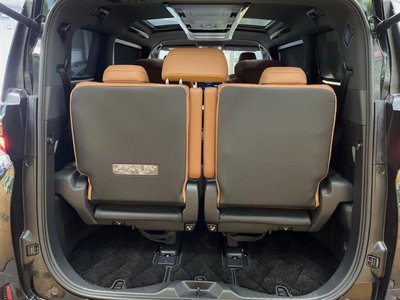 TOYOTA VELLFIRE - 10