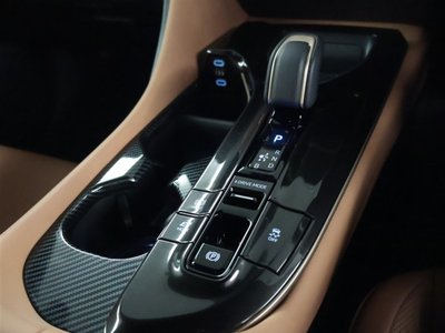 صورة مصغرة 13 لـ 2024 Toyota CROWN SPORT