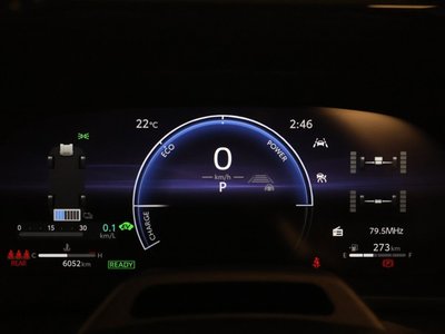 2024 Toyota CROWN SPORT photo 7