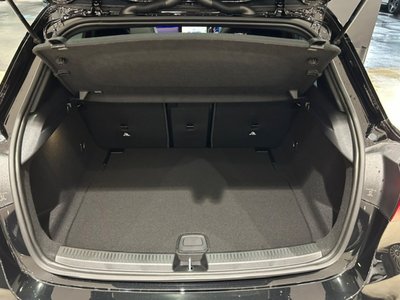 2025 Mercedes-BENZ GLC — миниатюра 40