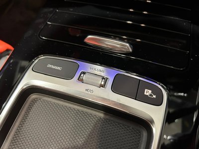 2025 Mercedes-BENZ GLC — миниатюра 19