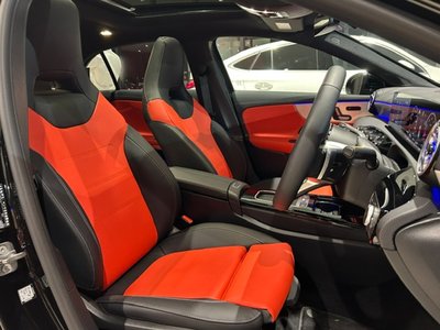 2025 Mercedes-BENZ GLC — миниатюра 13