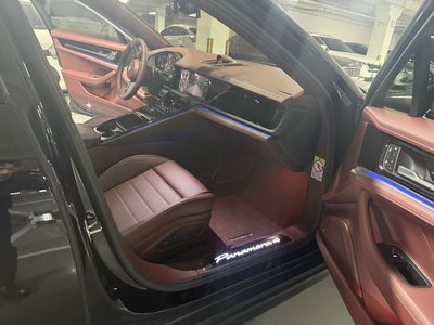PORSCHE PANAMERA - 9