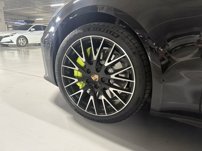 PORSCHE PANAMERA - 4