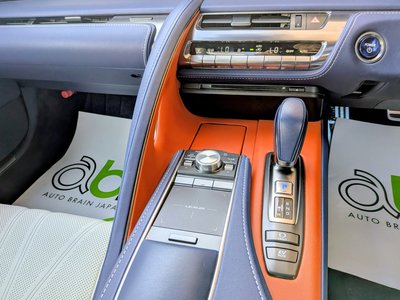 صورة مصغرة 46 لـ 2019 Lexus LC