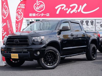 TOYOTA TUNDRA - 1