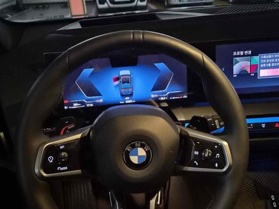 صورة 10 لـ 2025 BMW X3
