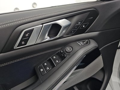 2025 BMW X5 — миниатюра 27