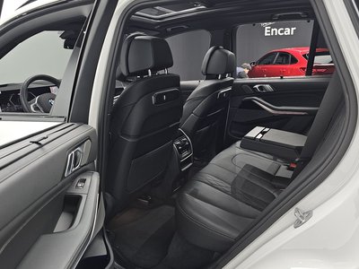 2025 BMW X5 — миниатюра 18