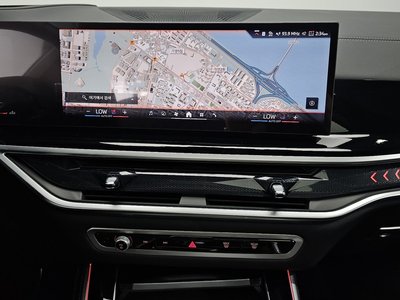 2025 BMW X5 — миниатюра 20