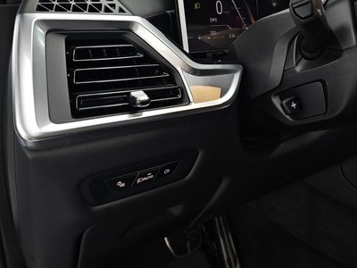 2025 BMW X5 — миниатюра 28